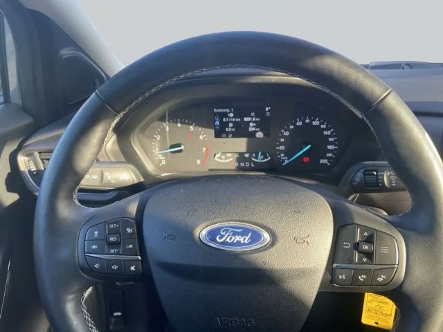 Ford Puma EcoBoost Titanium