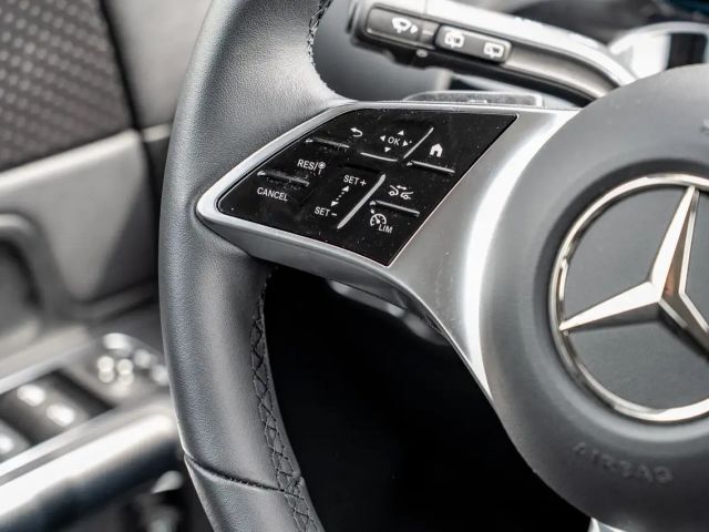 Mercedes-Benz B 180 Progressive