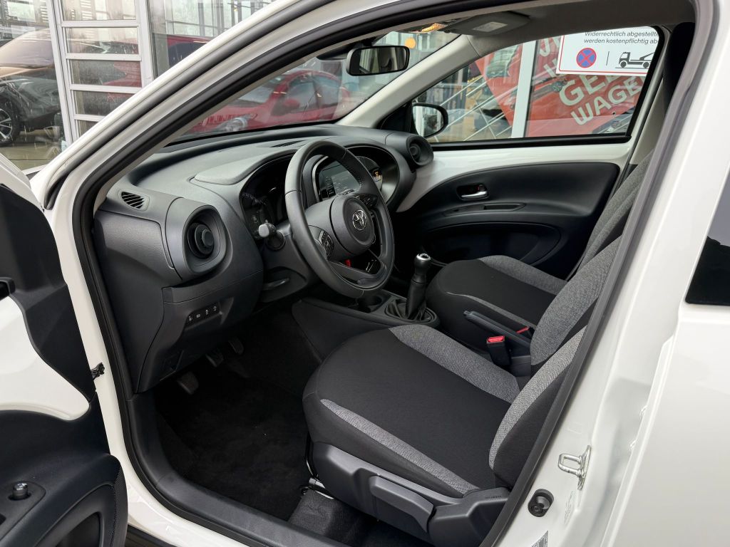 Toyota Aygo X 5-deurs Basis