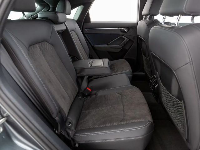 Audi Q3 S-Line