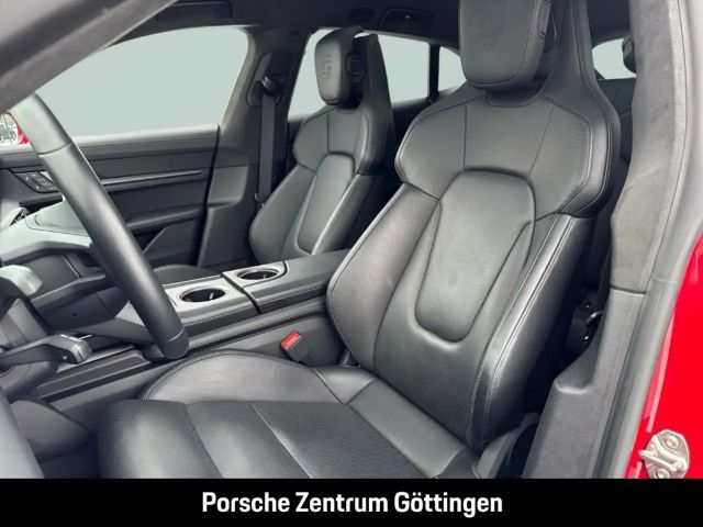 Porsche Taycan GTS Sport Turismo