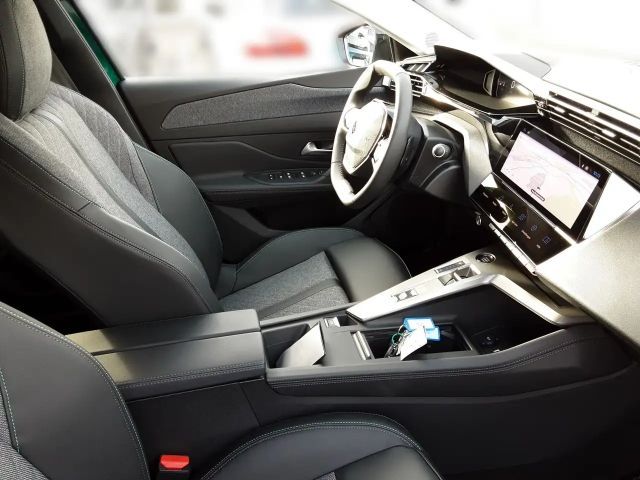 Peugeot 408 130 Allure Pack PureTech