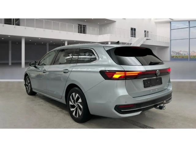 Volkswagen Passat 1.5 eTSI Business Variant