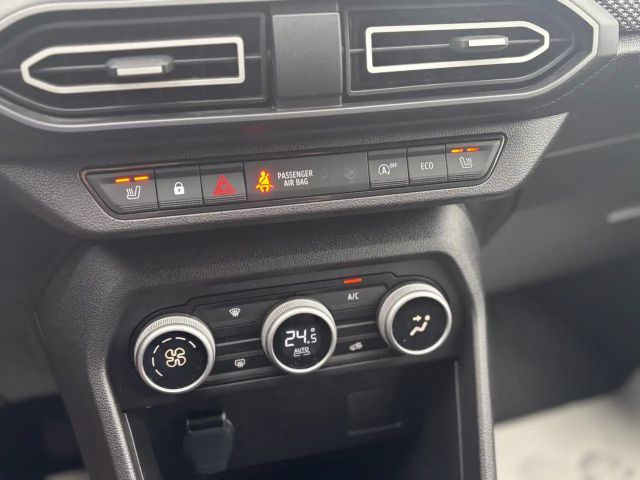 Dacia Sandero Sandero Expression TCe90|Klimaautomatik|SH|PDC|LED