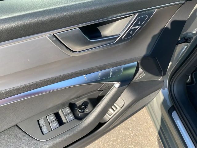 Audi S6 Avant Quattro