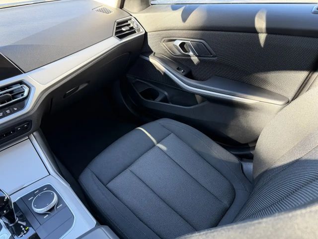 BMW 318 318i Touring