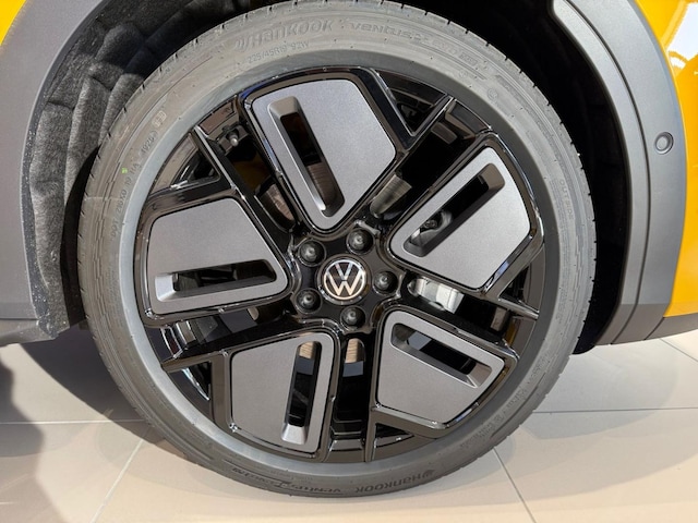 Volkswagen T-Roc 1.5 eTSI DSG R-Line