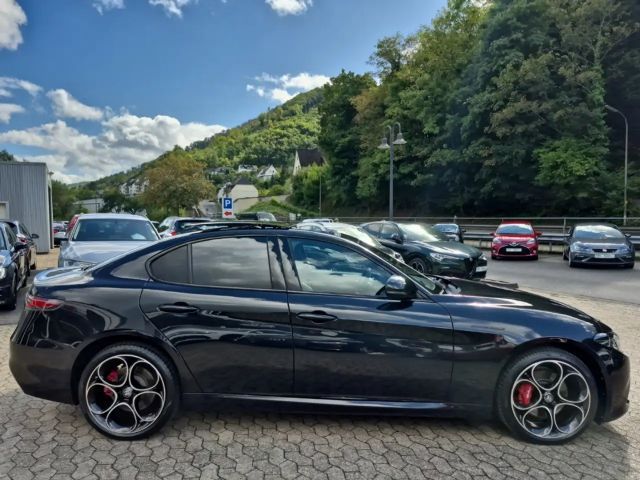 Alfa Romeo Giulia Q4