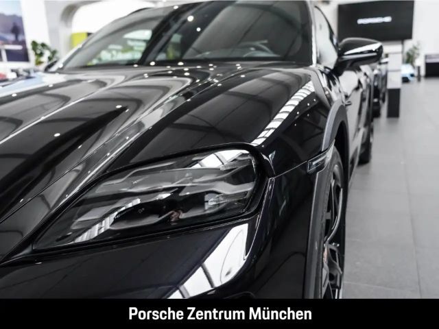 Porsche Taycan 4S Cross Turismo