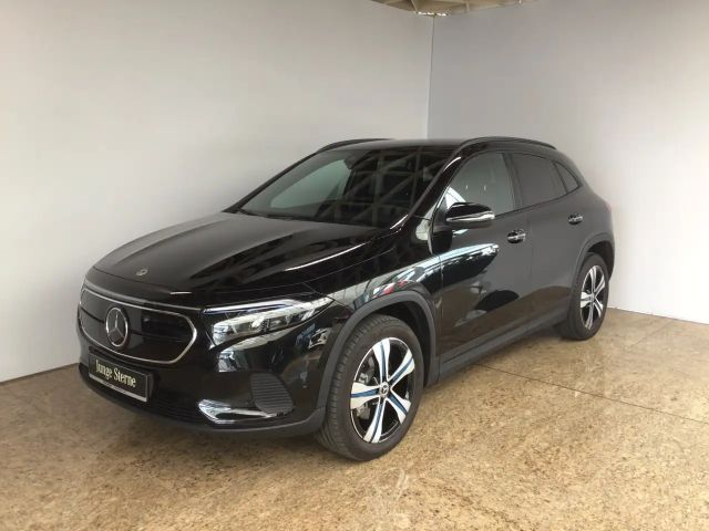 Mercedes-Benz EQA 250 Electric Art