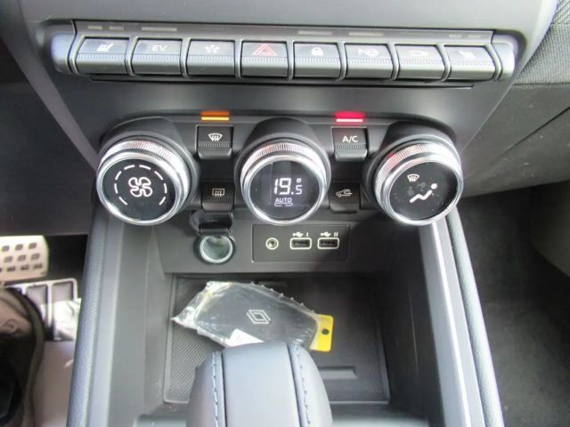 Renault Clio Alpine E-Tech Hybrid