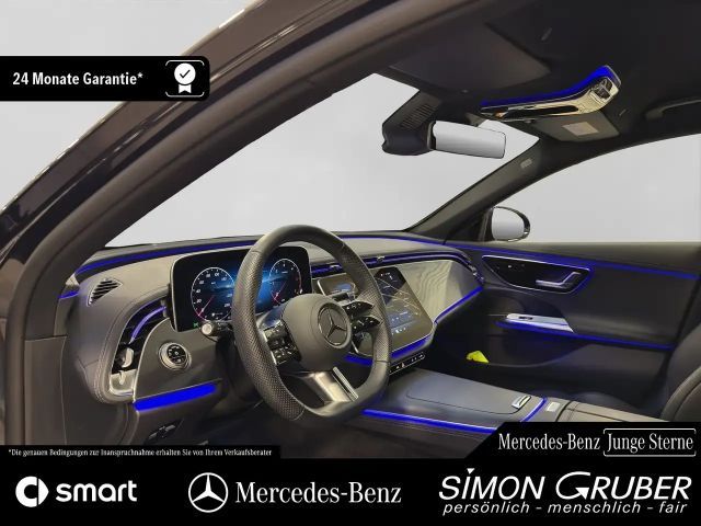 Mercedes-Benz E 220 AMG Line E 220 d Sedan