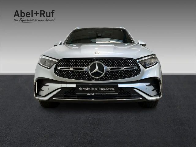 Mercedes-Benz GLC 200 4MATIC AMG Line
