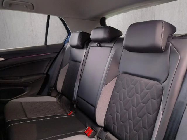 Volkswagen Golf 1.5 TSI