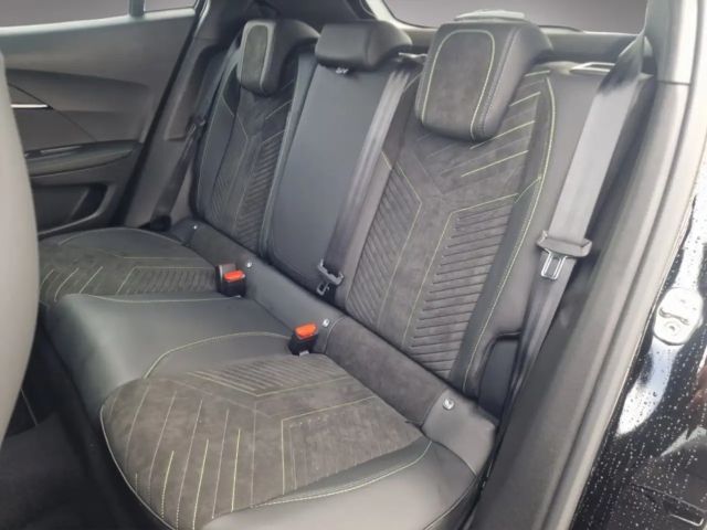 Peugeot 2008 EAT8 GT-Line