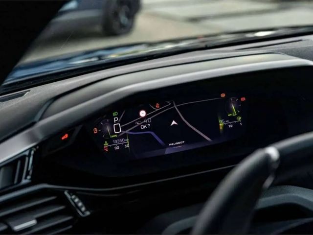 Peugeot 408 GT-Line Hybrid