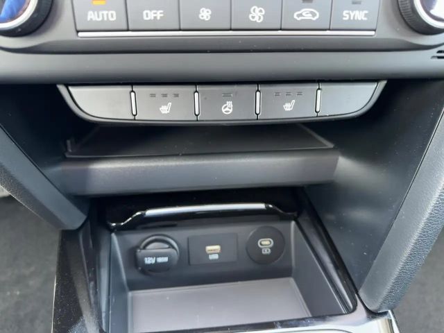 Kia Ceed CEED Ultimate Edition 1.5T LED+Kamera+Navi