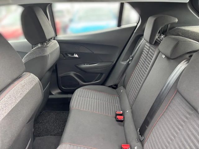 Peugeot E-2008 Active Pack