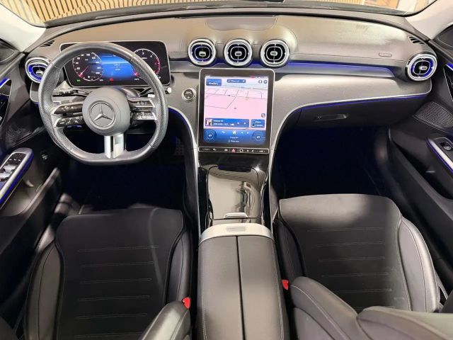 Mercedes-Benz C 220 4MATIC AMG Line