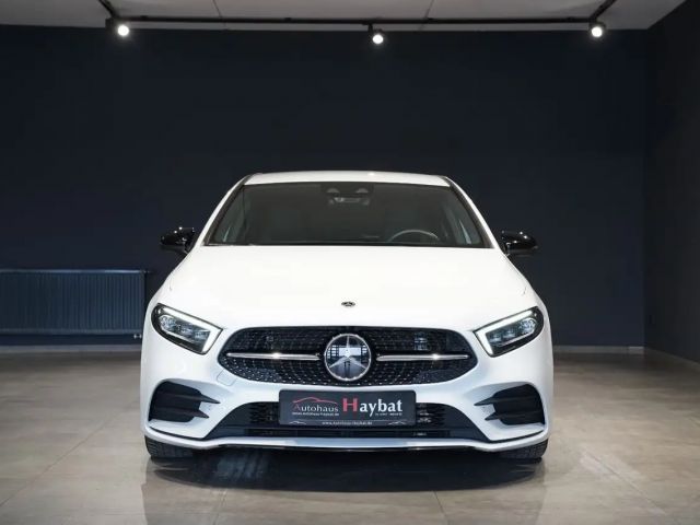Mercedes-Benz A 220 A 220 d AMG Line