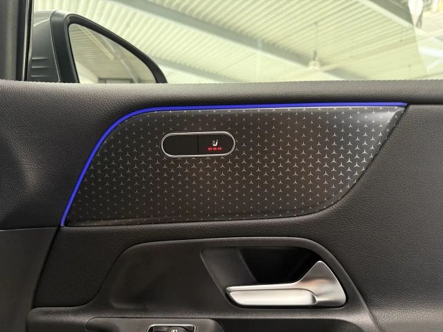 Mercedes-Benz GLB 250 4MATIC Premium