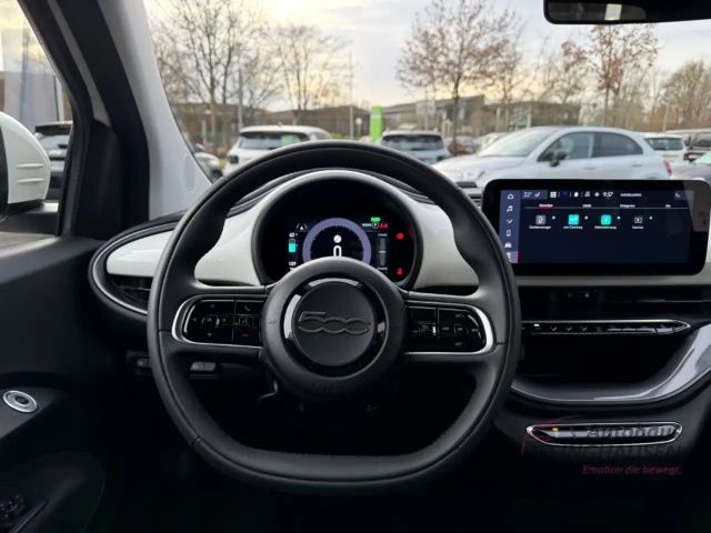 Fiat 500e +Rückfahrkam.+Klimaaut.+Tempomat+Sitzheizung