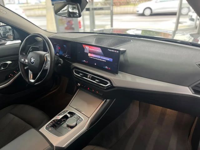 BMW 318 318d Touring