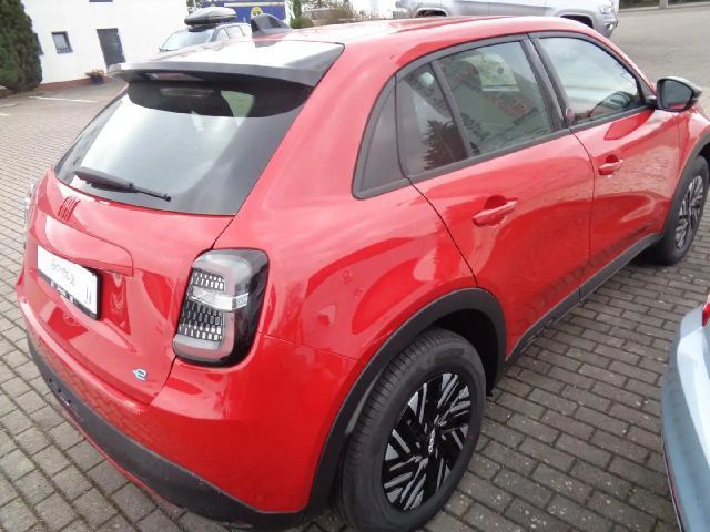 Fiat 600e Red