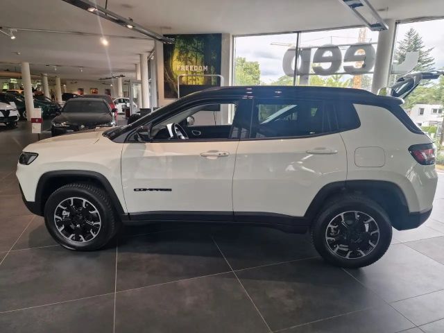 Jeep Compass 4xe Hybrid