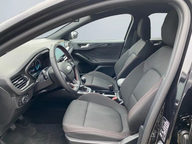 Ford Focus EcoBoost ST Line Wagon