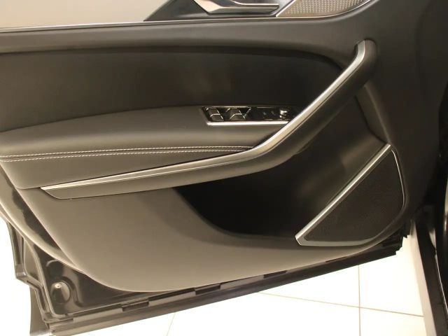 Jaguar F-Pace AWD D300 R-Dynamic