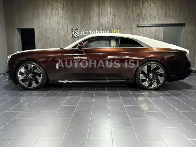 Rolls-Royce Spectre TWO-TONE,STARLIGHT DOORS,BESPOKE,UVP 530