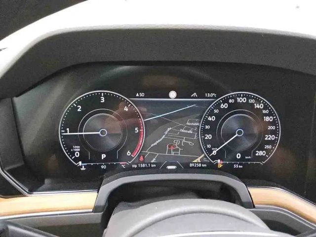 Volkswagen Touareg 4Motion R-Line Style