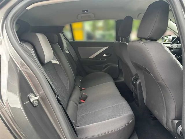 Opel Astra 1.2 Turbo Business Edition Turbo