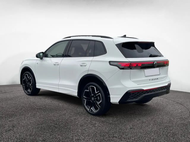Volkswagen Tiguan 4Motion DSG R-Line