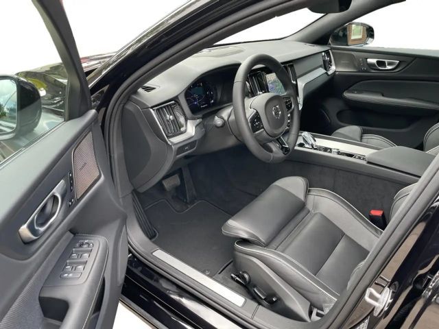 Volvo V60 Dark Geartronic Plus