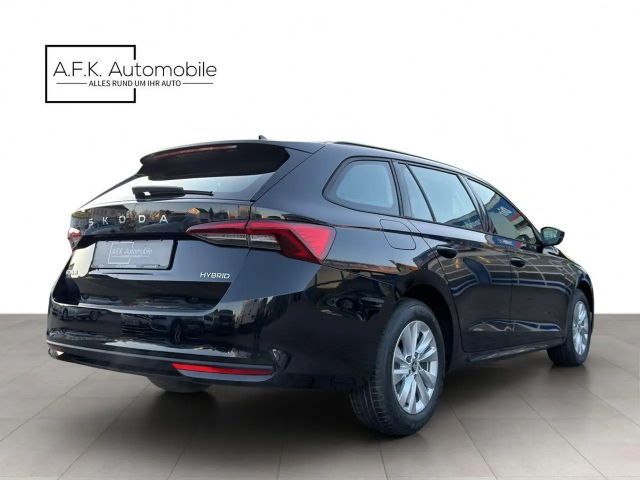 Skoda Octavia 1.5 TSI Combi Drive