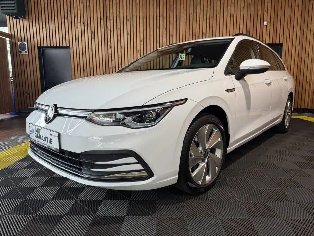 Volkswagen Golf DSG Style Variant