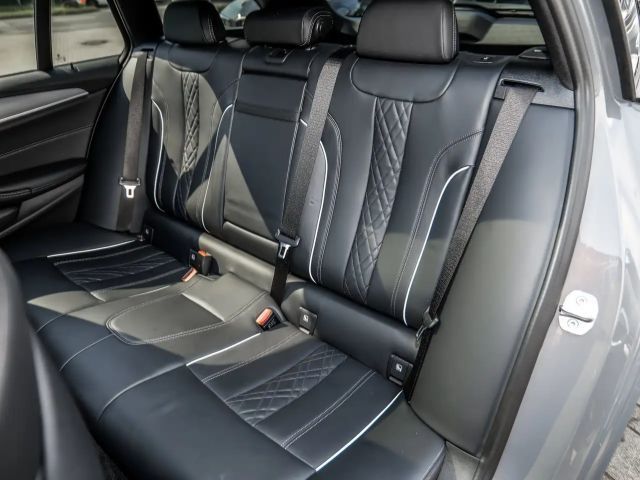 BMW 540 540d M-Sport xDrive