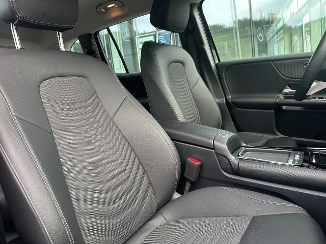 Mercedes-Benz GLB 180 Ö-Edition Aut. *AHV*LED*Navi*Park-Paket*