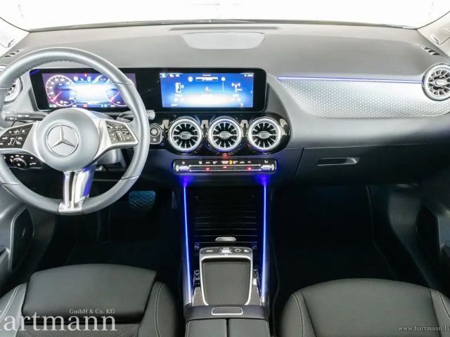 Mercedes-Benz GLA 200 Progressive