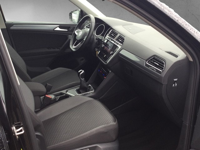 Volkswagen Tiguan Tiguan Active LED Navi ACC RFK SH LM