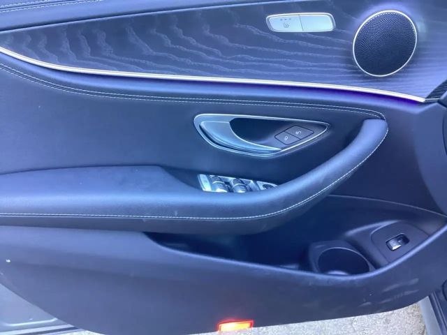 Mercedes-Benz E 220 AMG Line E 220 d Estate