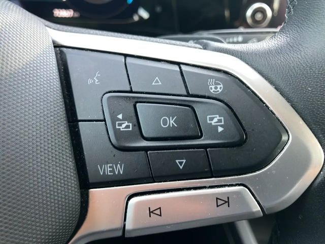 Volkswagen Golf DSG Life Variant