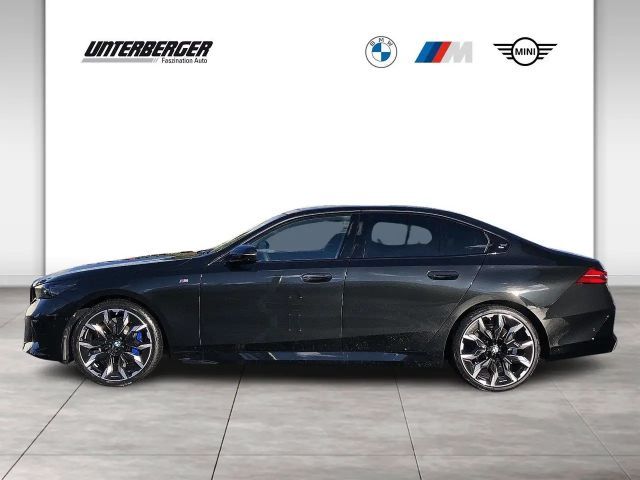 BMW 520 520d M-Sport Sedan xDrive