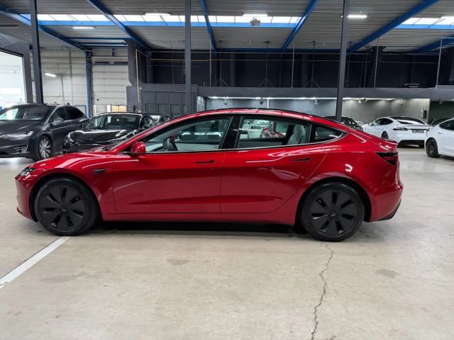 Tesla Model 3 AWD Long Range