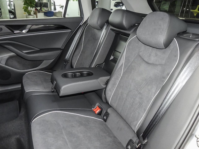 Volkswagen Passat Business DSG