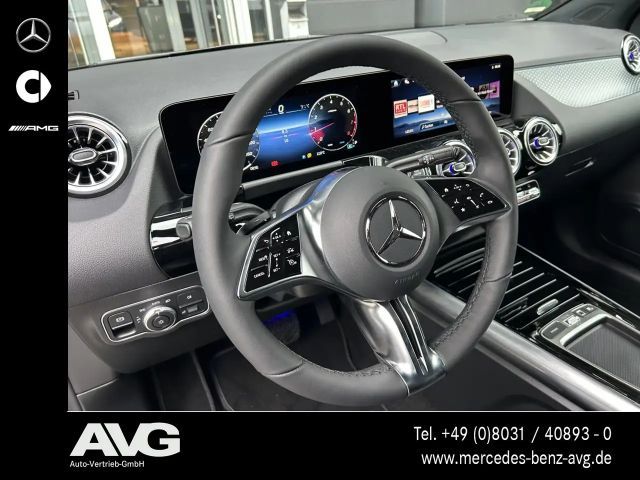 Mercedes-Benz GLA 200 Progressive