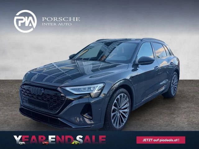 Audi Q8 e-tron 55 Business Quattro