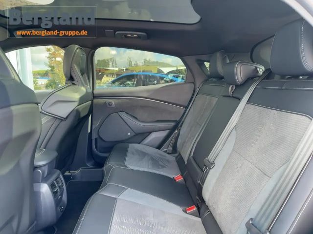 Ford Mustang Mach-E AWD GT